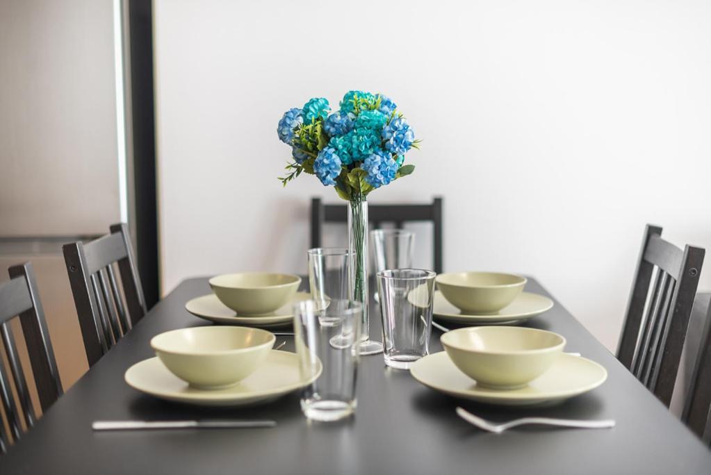Pame Rentals - 2Bd & 2Ba Home, 4 Min To Acropolis Афины Экстерьер фото