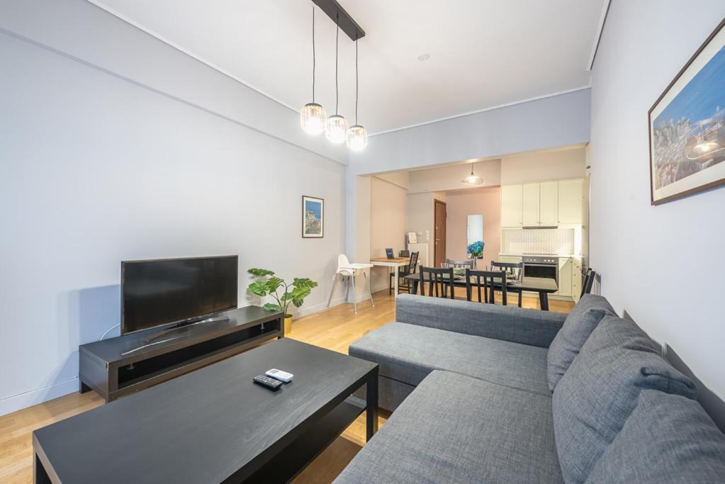 Pame Rentals - 2Bd & 2Ba Home, 4 Min To Acropolis Афины Экстерьер фото